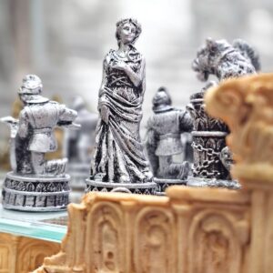 Dal Rossi Italy, Roman Colosseum Chest Set in Polyresin and Glass Board - Image 7