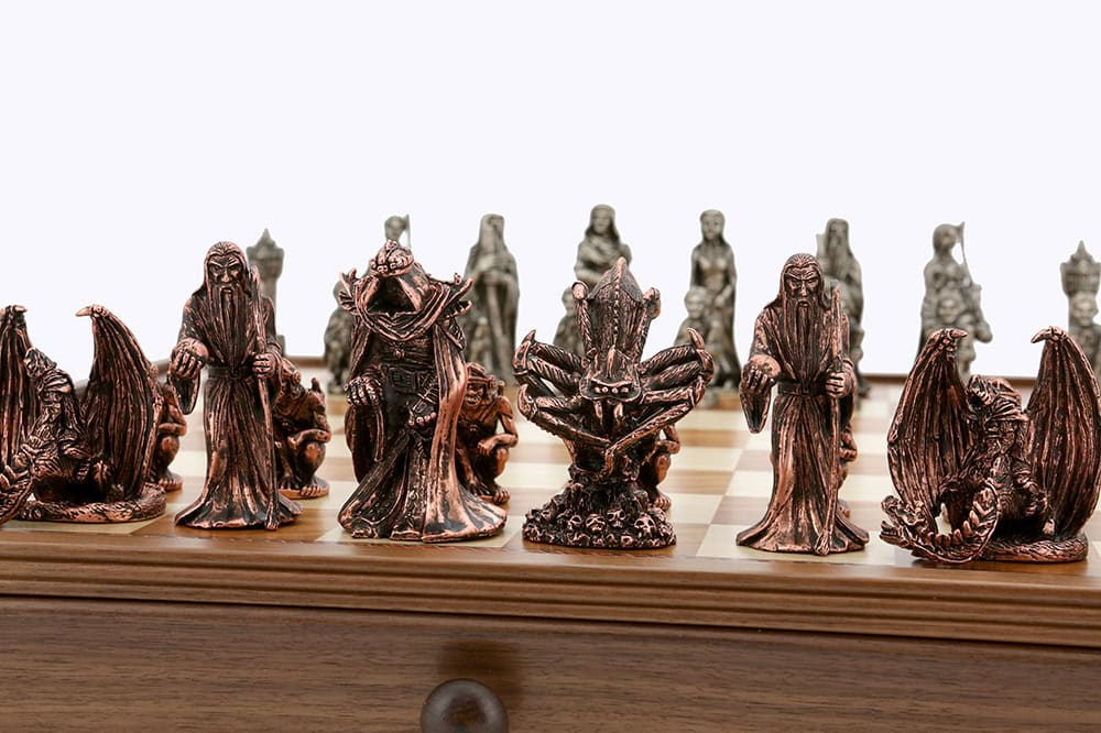 Dal Rossi Chess Set on a 20" chess box Evil Ring Metal Chessmen