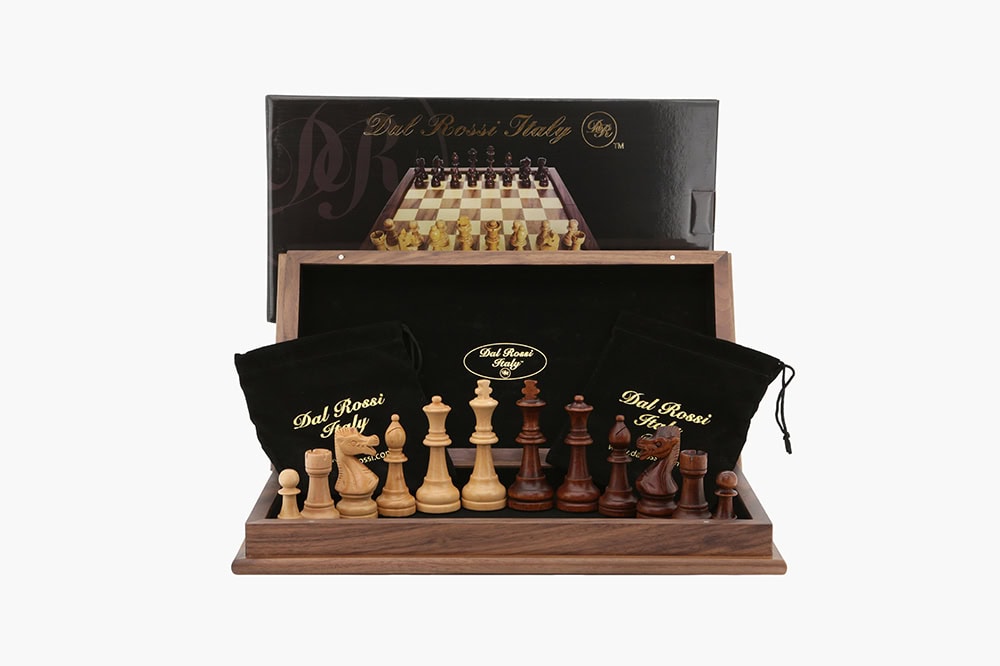 Dal Rossi Chess Set folding walnut, inlaid, 18"