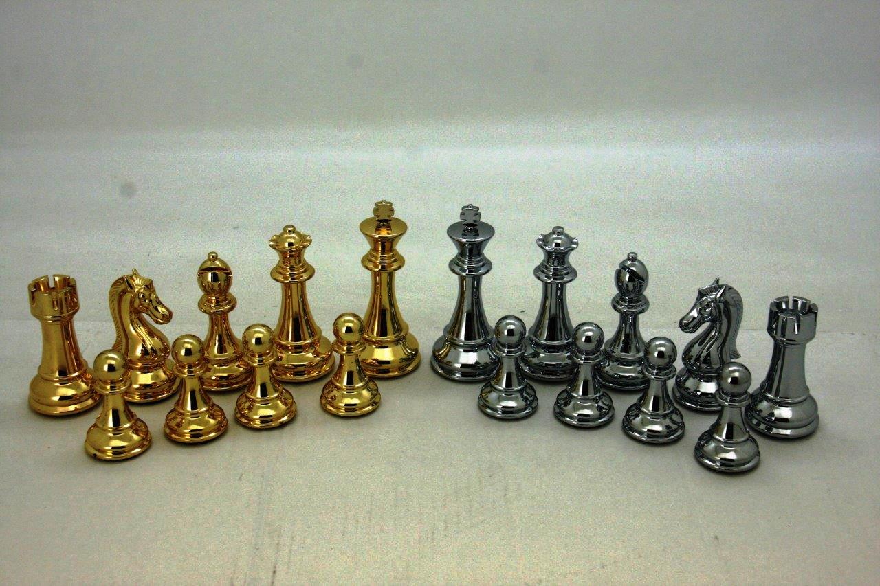 Dal Rossi Italy Gold & Silver Chess Set 20"
