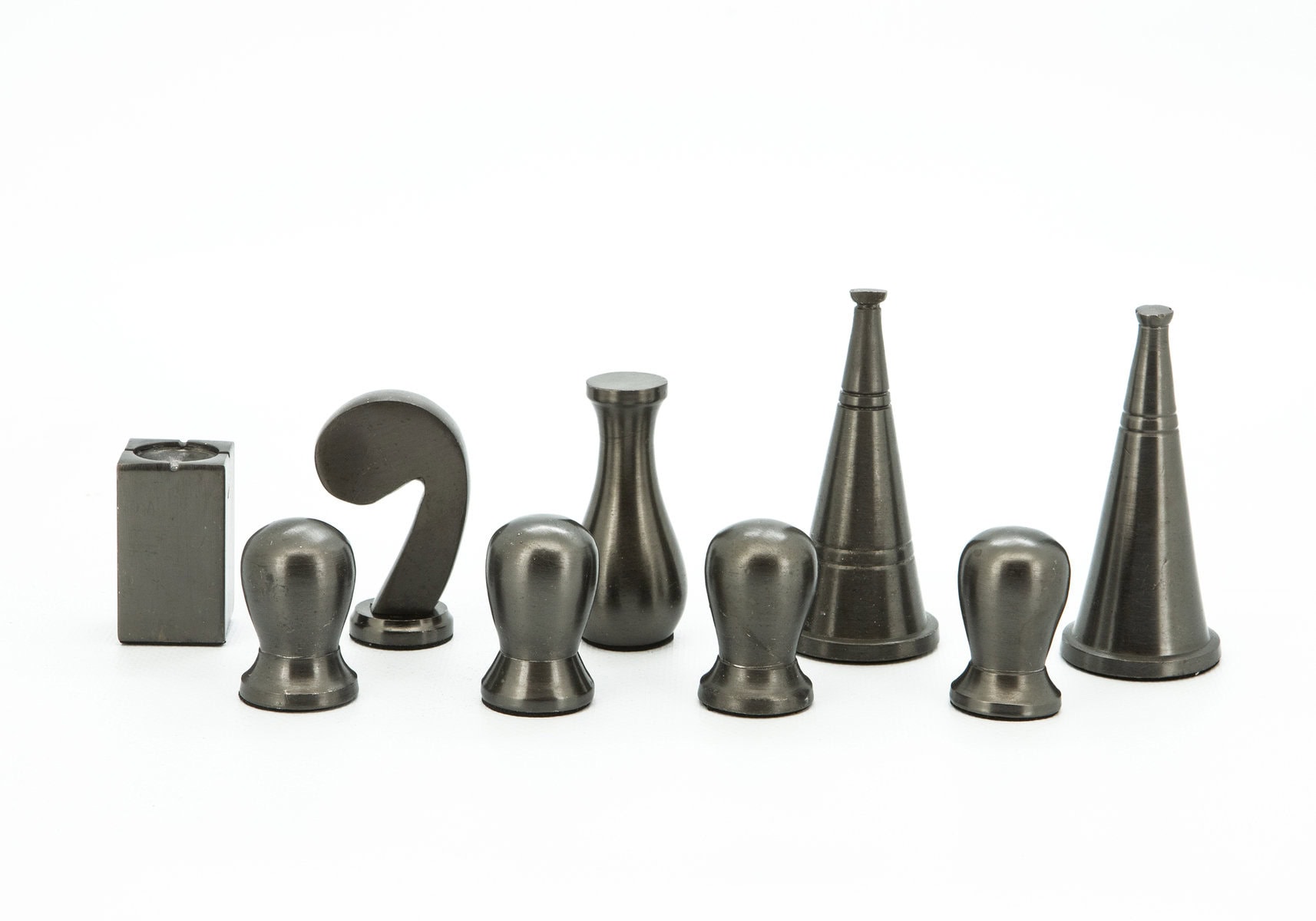 Dal Rossi Italy Chess Set Mahogany Finish 18", With Metal Dark Titanium and Silver 90mm Chessmen