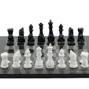 Dal Rossi Italy Chess Set with Diamond-Cut Black & White 85mm chessmen on a Carbon Fibre Shiny Finish Chess Board16”